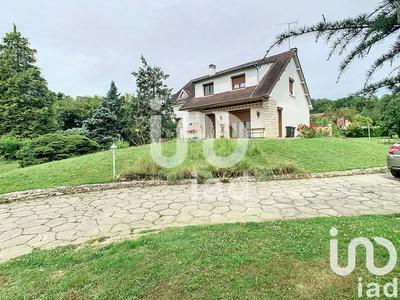 Maison - 170 m² - 8 pièces