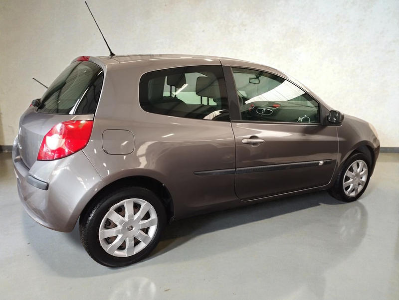 Renault Clio III 1.5 Dci 85 Dynamique Ba 3p