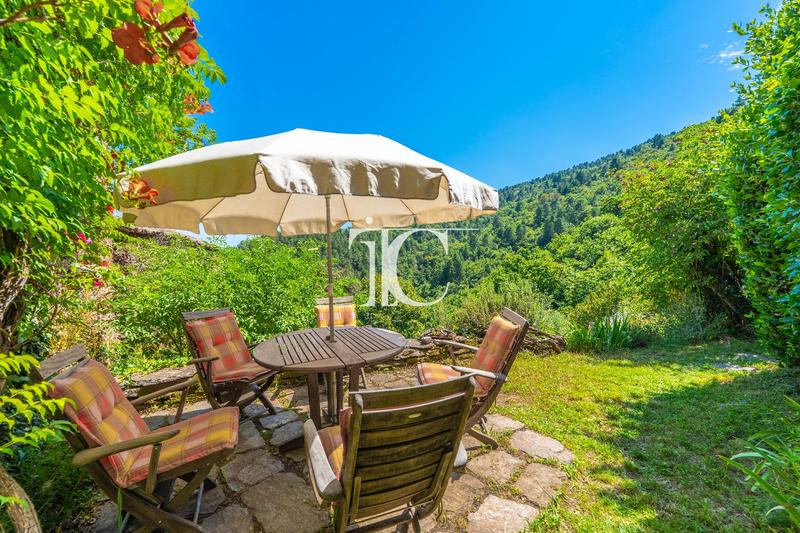 Maison - 167 m² - 6 pièces