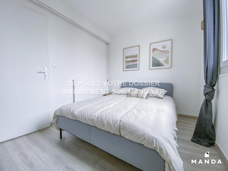 Chambre - 10 m² - 4 pièces