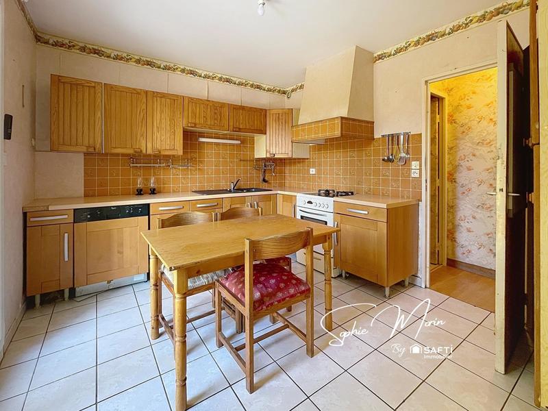 Maison - 122 m² - 5 pièces