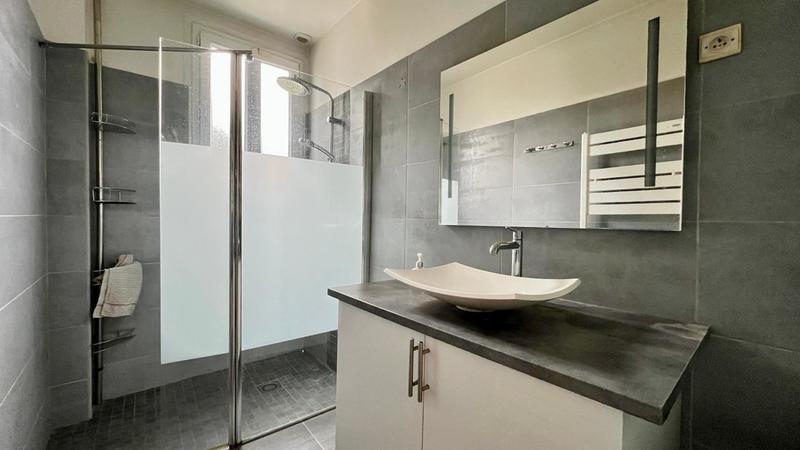 Pavillon - 87 m² - 5 pièces