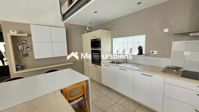 Maison - 150 m² - 4 pièces