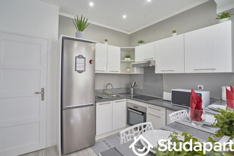 Chambre - 12 m² - 1 pièce