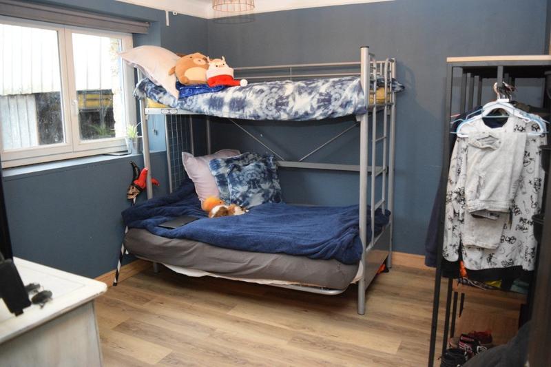 Maison - 171 m² - 9 pièces