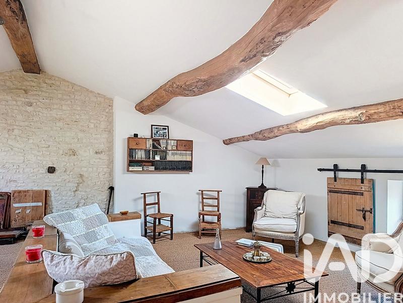 Maison - 362 m² - 8 pièces