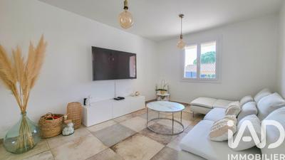 Maison - 227 m² - 12 pièces