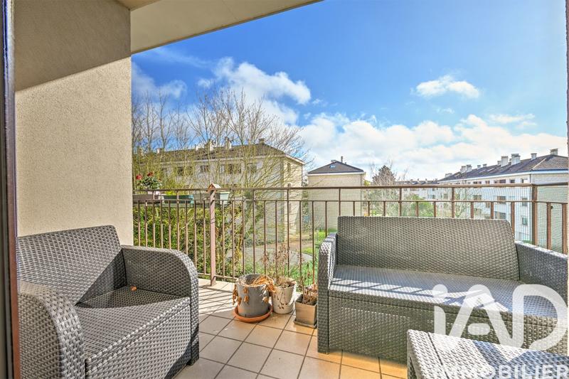 Appartement - 77 m² - 3 pièces