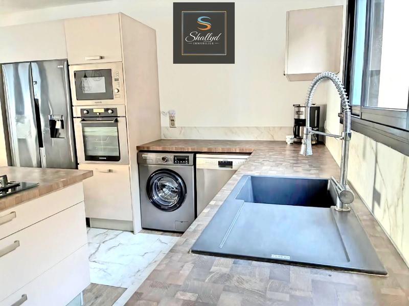 Maison - 100 m² - 4 pièces