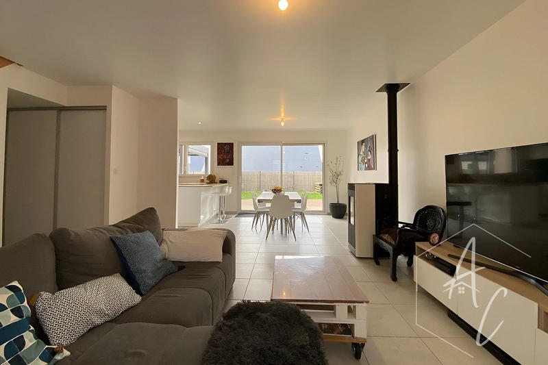 Maison contemporaine - 123 m² - 6 pièces