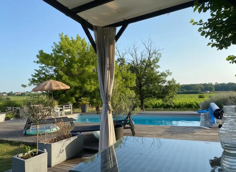 Maison en pierre - 350 m² - 8 pièces