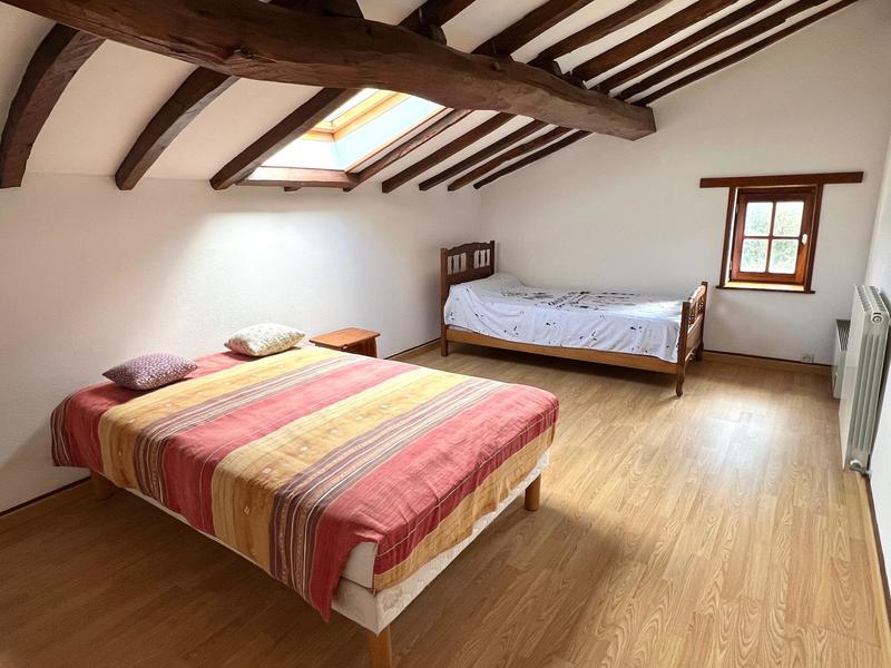 Maison - 250 m² - 7 pièces