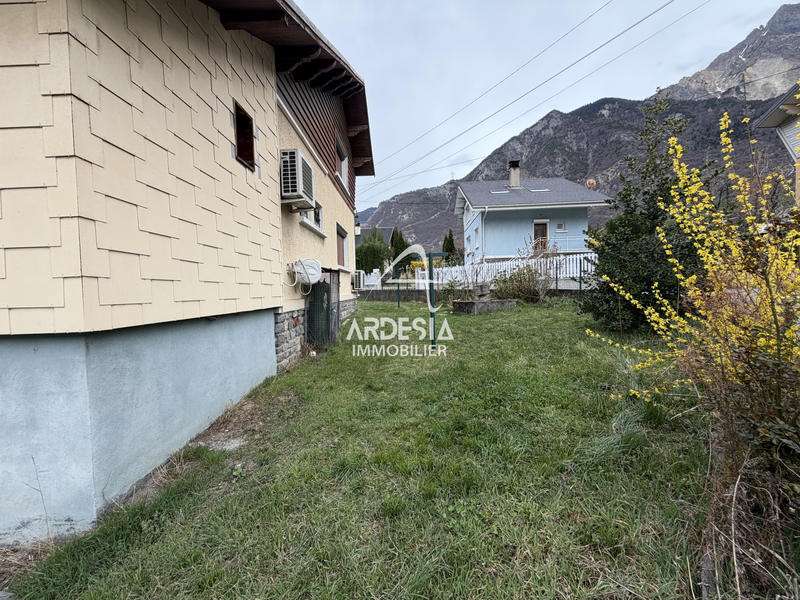 Maison - 87 m² - 4 pièces