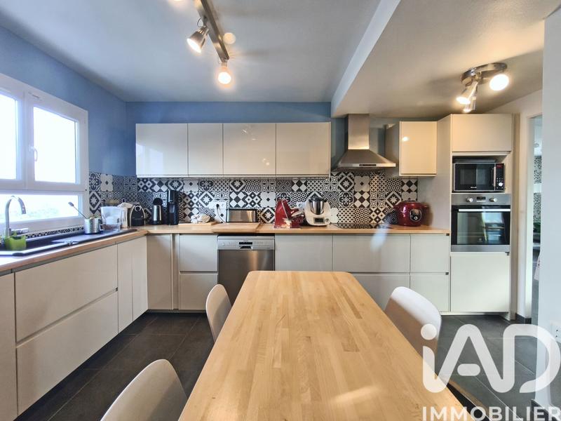 Maison - 139 m² - 6 pièces