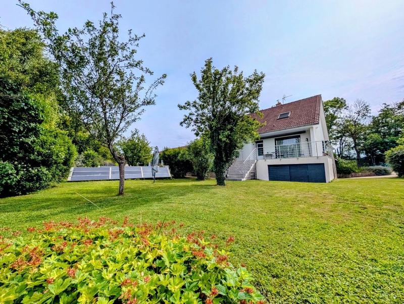 Maison - 152 m² - 6 pièces