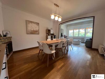 Maison traditionnelle - 153 m² - 5 pièces