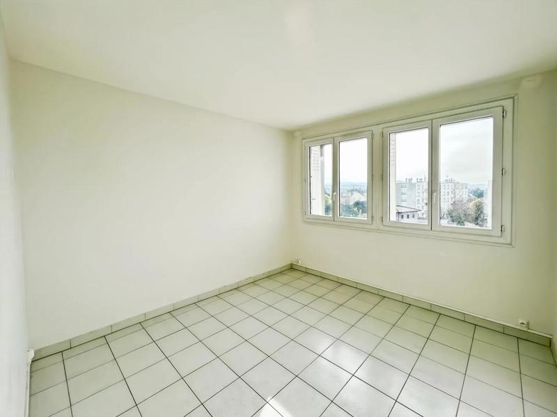 Appartement - 88 m² - 5 pièces