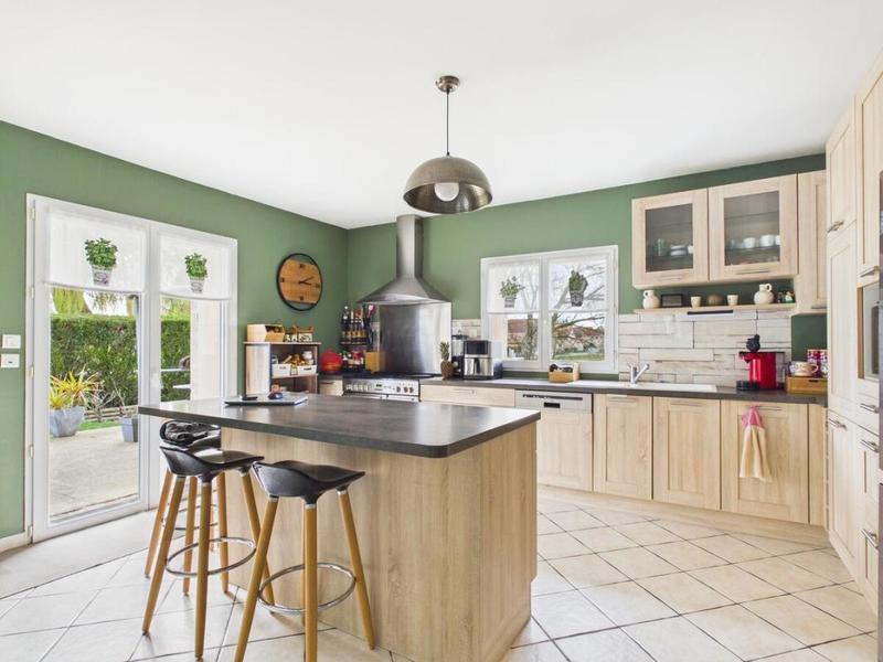 Pavillon - 153 m² - 6 pièces