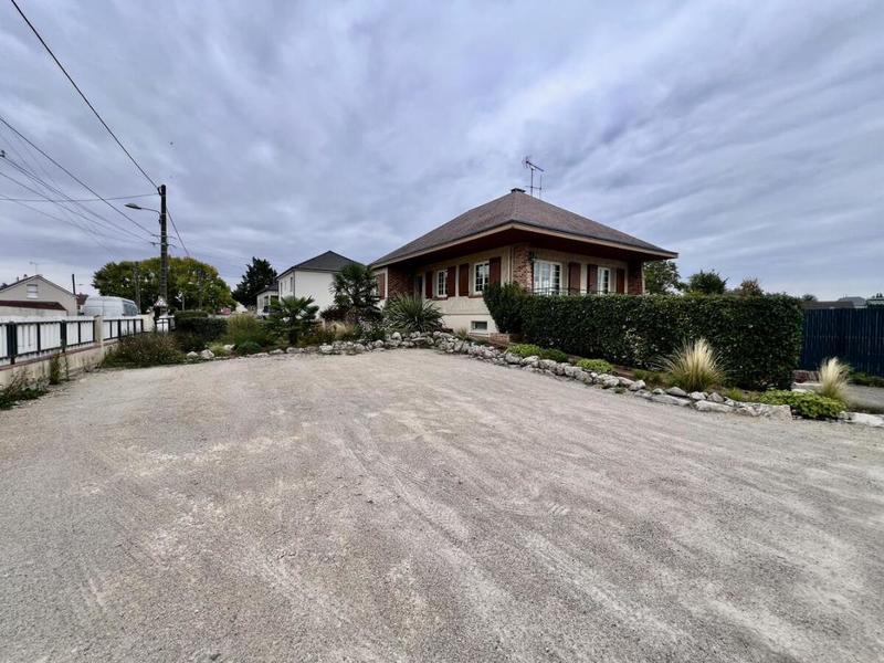 Maison - 111 m² - 4 pièces