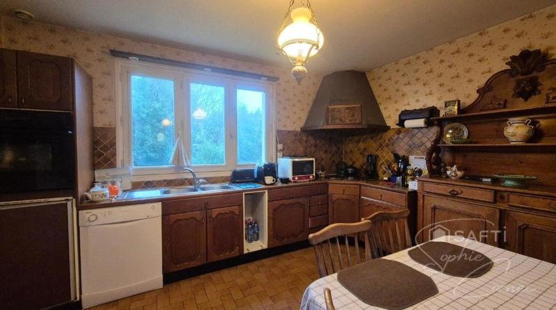 Maison - 162 m² - 7 pièces