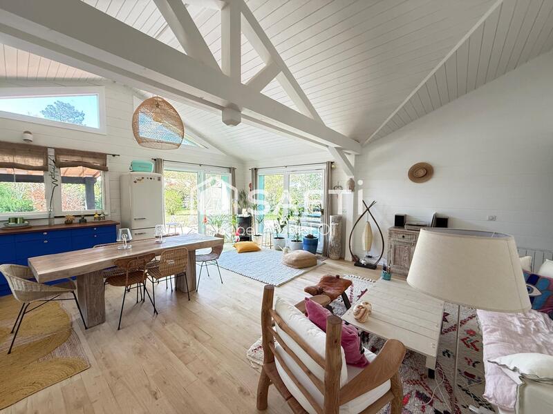 Maison - 105 m² - 5 pièces