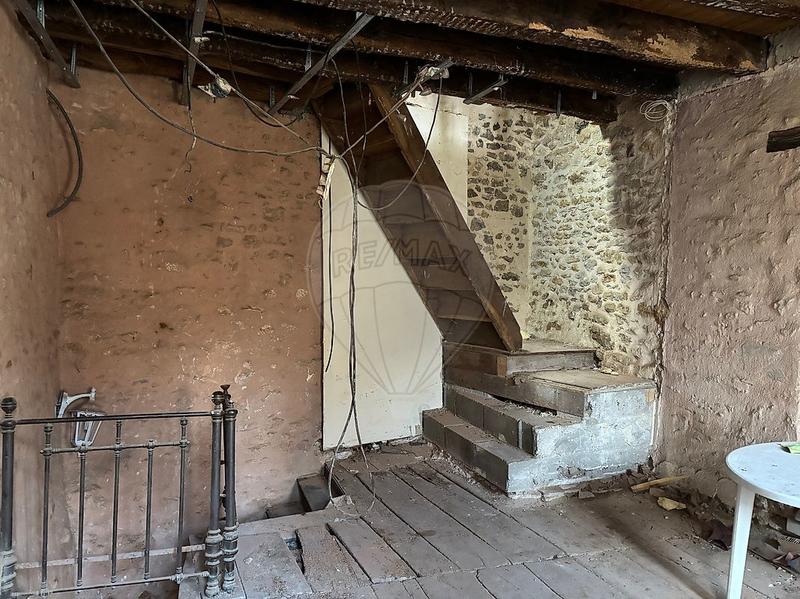 Maison en pierre - 102 m² - 4 pièces