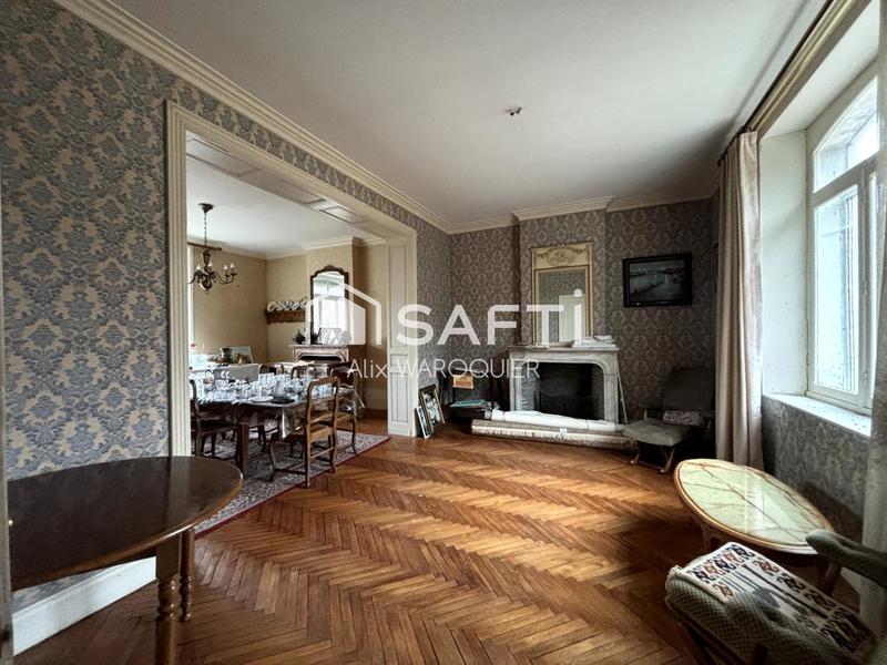 Maison de maîtres - 235 m² - 10 pièces