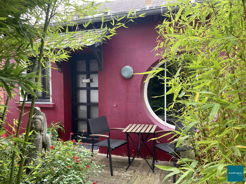 Maison - 224 m² - 8 pièces