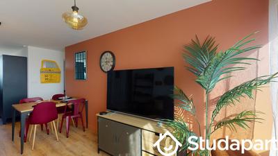 Chambre - 12 m² - 1 pièce