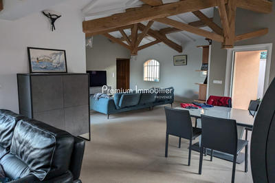 Maison - 140 m² - 4 pièces