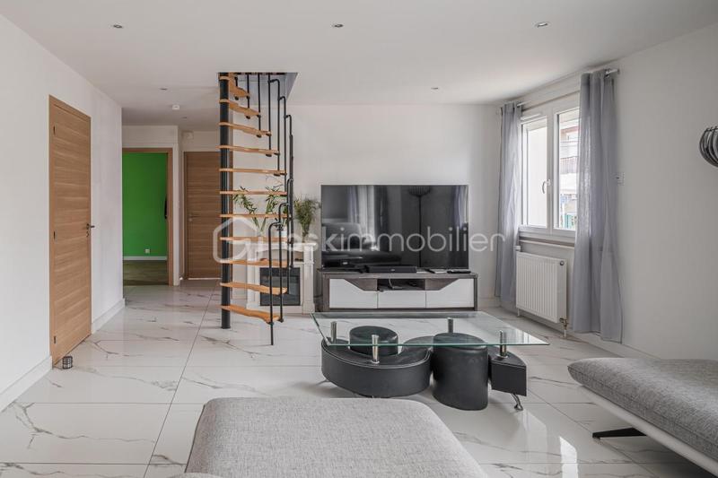 Villa - 223 m² - 5 pièces