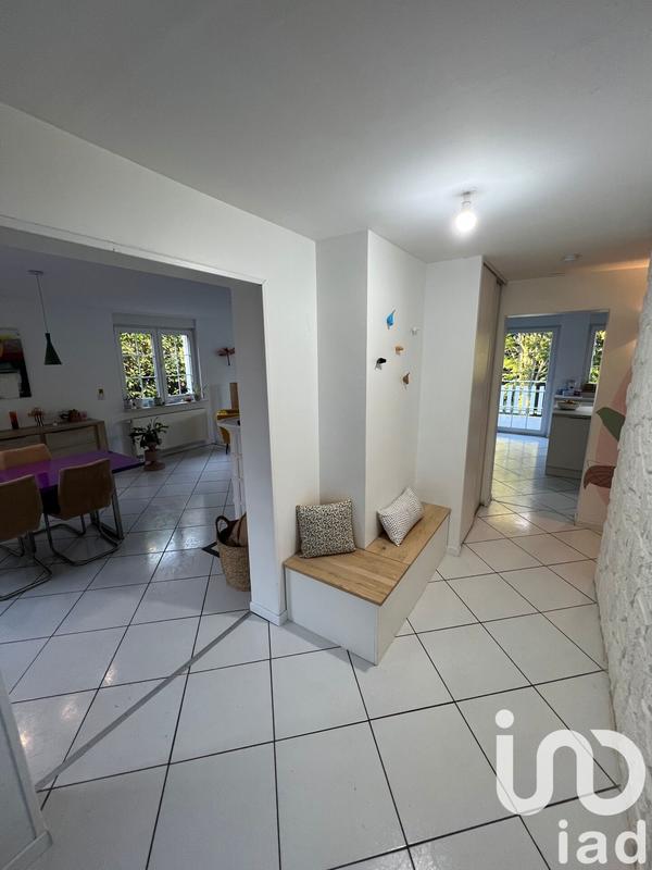 Maison - 181 m² - 7 pièces