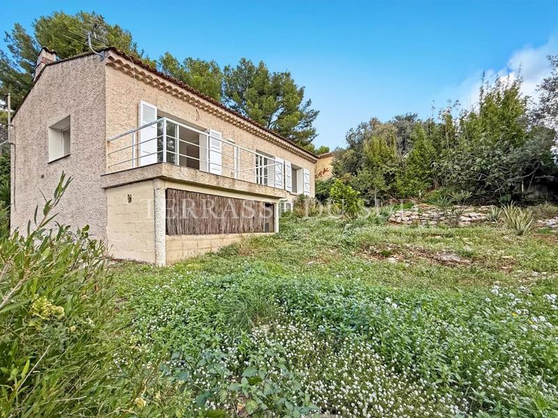 Maison - 94 m² - 4 pièces