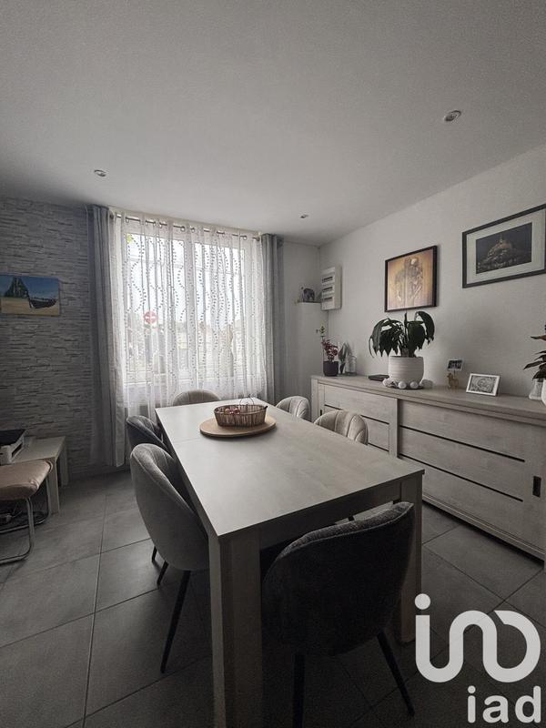 Maison - 90 m² - 5 pièces