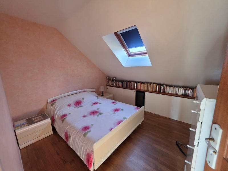 Propriété - 213 m² - 8 pièces