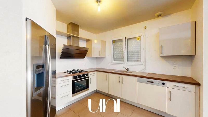 Maison - 88 m² - 3 pièces