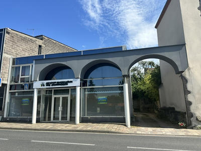 Local commercial - 61 m²