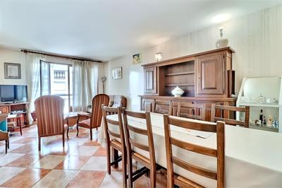 Appartement - 82 m² - 3 pièces