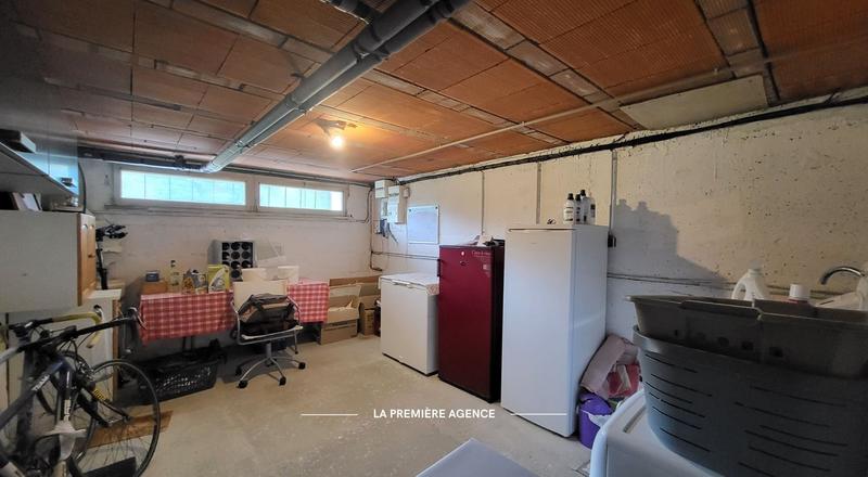 Maison traditionnelle - 156 m² - 6 pièces