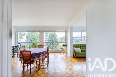 Appartement - 93 m² - 5 pièces