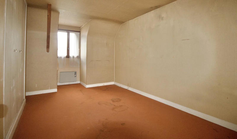 Maison - 163 m² - 8 pièces