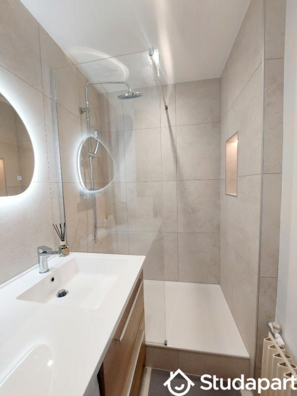 Chambre - 13 m² - 1 pièce