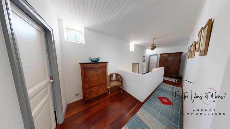 Maison ancienne - 274 m² - 14 pièces