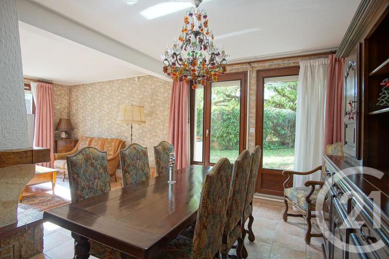 Maison - 115 m² - 7 pièces