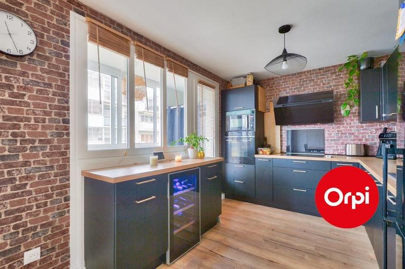 Appartement - 81 m² - 4 pièces