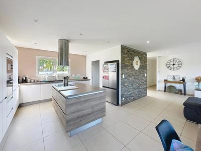 Maison - 158 m² - 5 pièces
