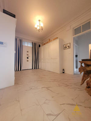 Appartement - 111 m² - 4 pièces