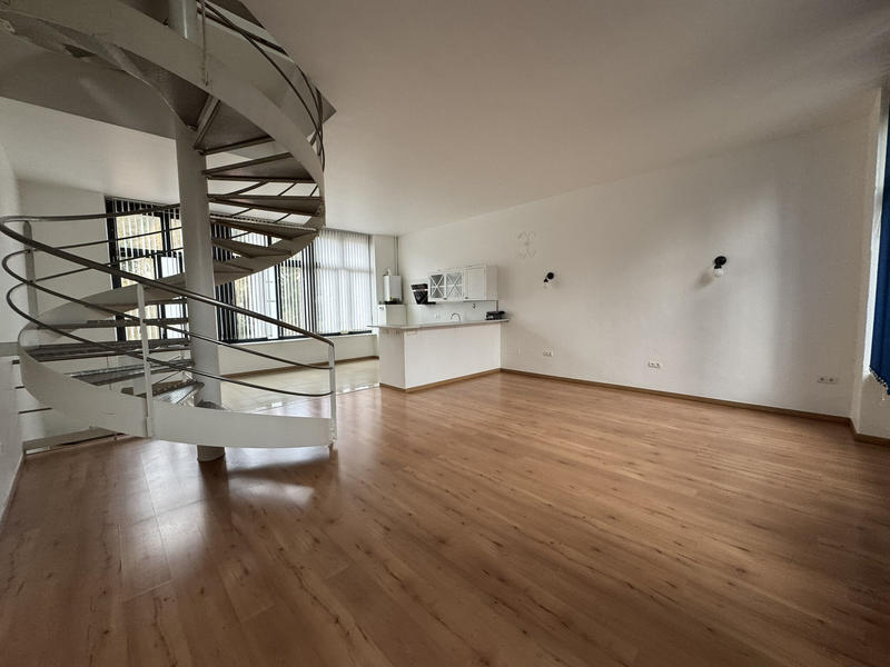 Appartement - 92 m² - 4 pièces