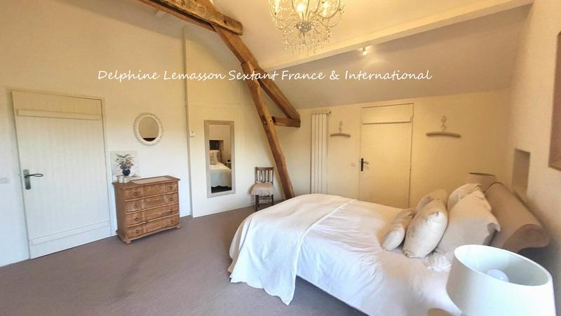 Maison de campagne - 300 m² - 11 pièces