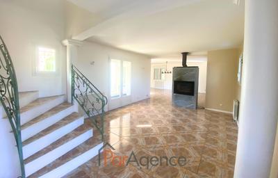 Maison - 175 m² - 6 pièces